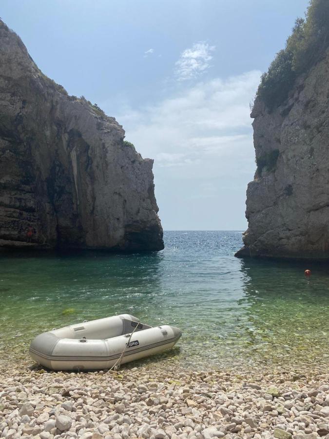 Holiday Home Stiniva Vis Zewnętrze zdjęcie
